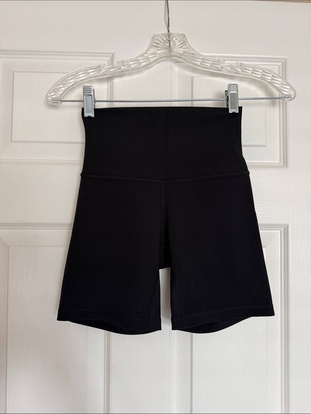 Lululemon Black 6” Align Shorts 2